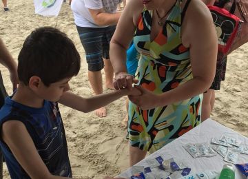 5º Festival Nacional de Surf para Autistas bate recorde e emociona atleta mundial