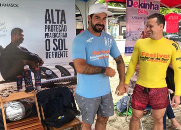 5º Festival Nacional de Surf para Autistas bate recorde e emociona atleta mundial