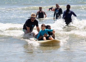 Anasol é patrocinadora oficial do 5° Festival de Surf para Autistas