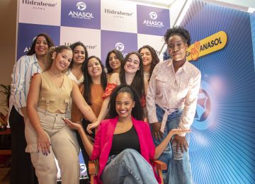 Dahuer e Drogarias Venancio: uma parceria que celebra o cuidado com a pele